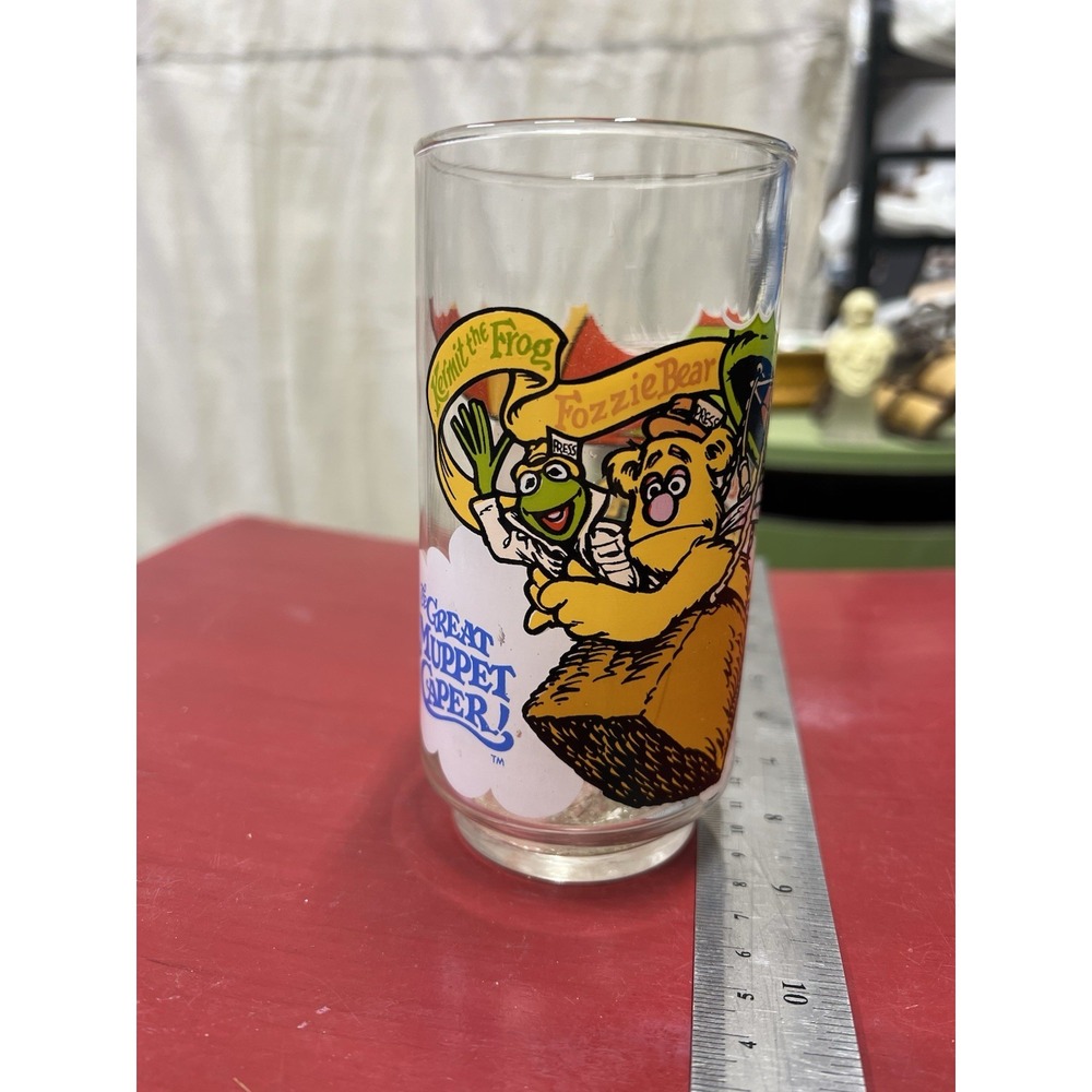 Vintage 1981 Great Muppet Caper Kermit Fozzie Gonzo 16‎ Oz McDonalds Glass